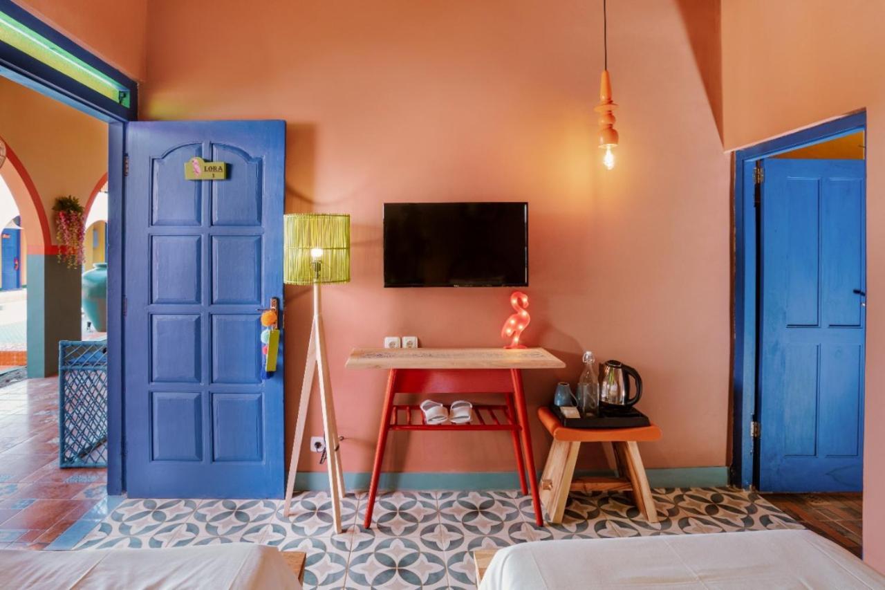 Por Aqui Stay & Dine Yogyakarta Bagian luar foto