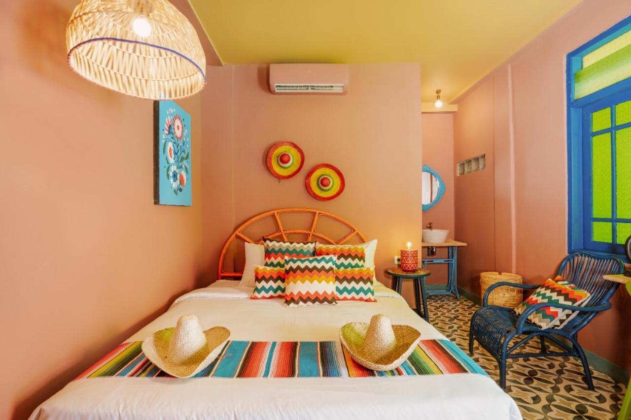 Por Aqui Stay & Dine Yogyakarta Bagian luar foto