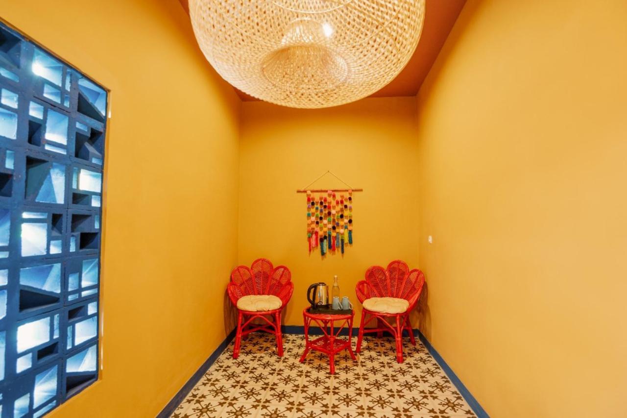Por Aqui Stay & Dine Yogyakarta Bagian luar foto